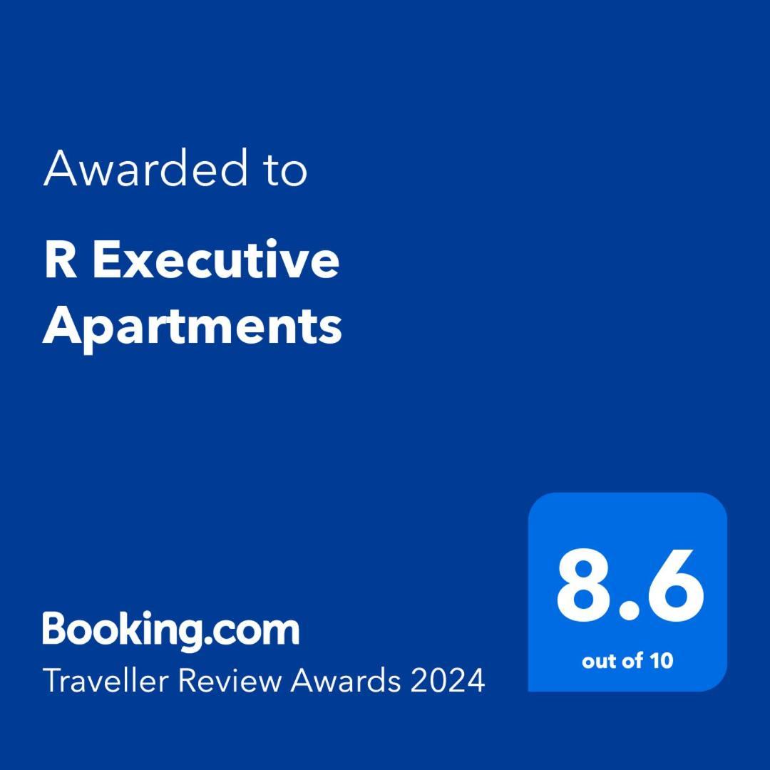 R Executive Apartments ฮาราเร ภายนอก รูปภาพ